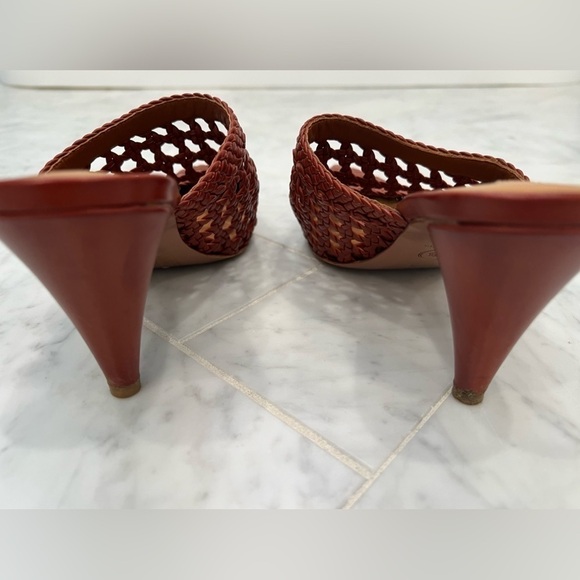 VERONICA BEARD Jacqlyn crocheted leather cone heel pointy toe mule size 37 - Picture 6 of 14